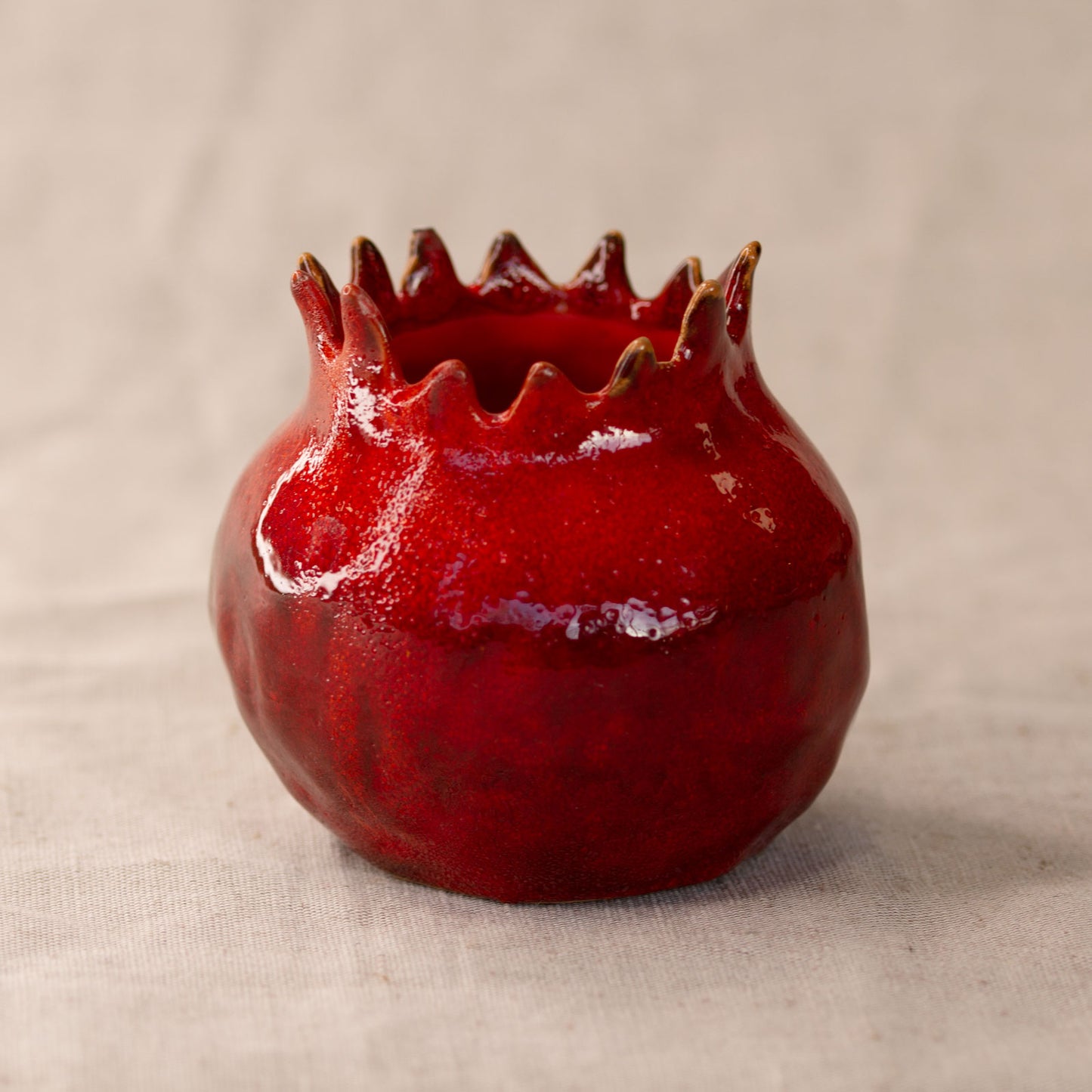 Ceramic vase Pomegranate red