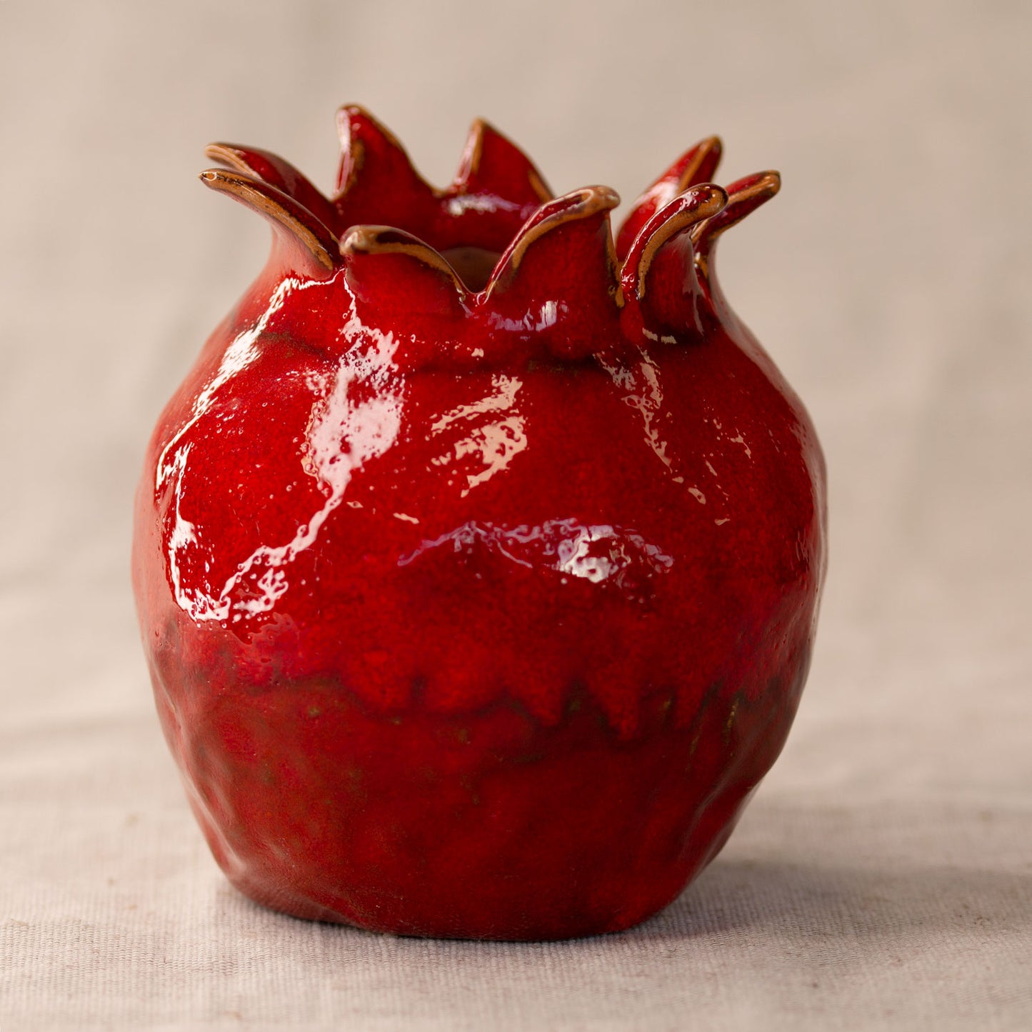 Ceramic vase Pomegranate red