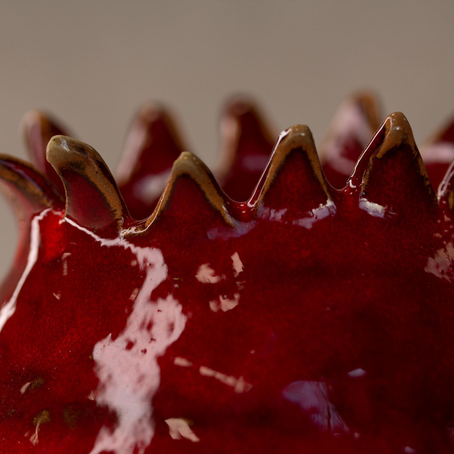 Ceramic vase Pomegranate red