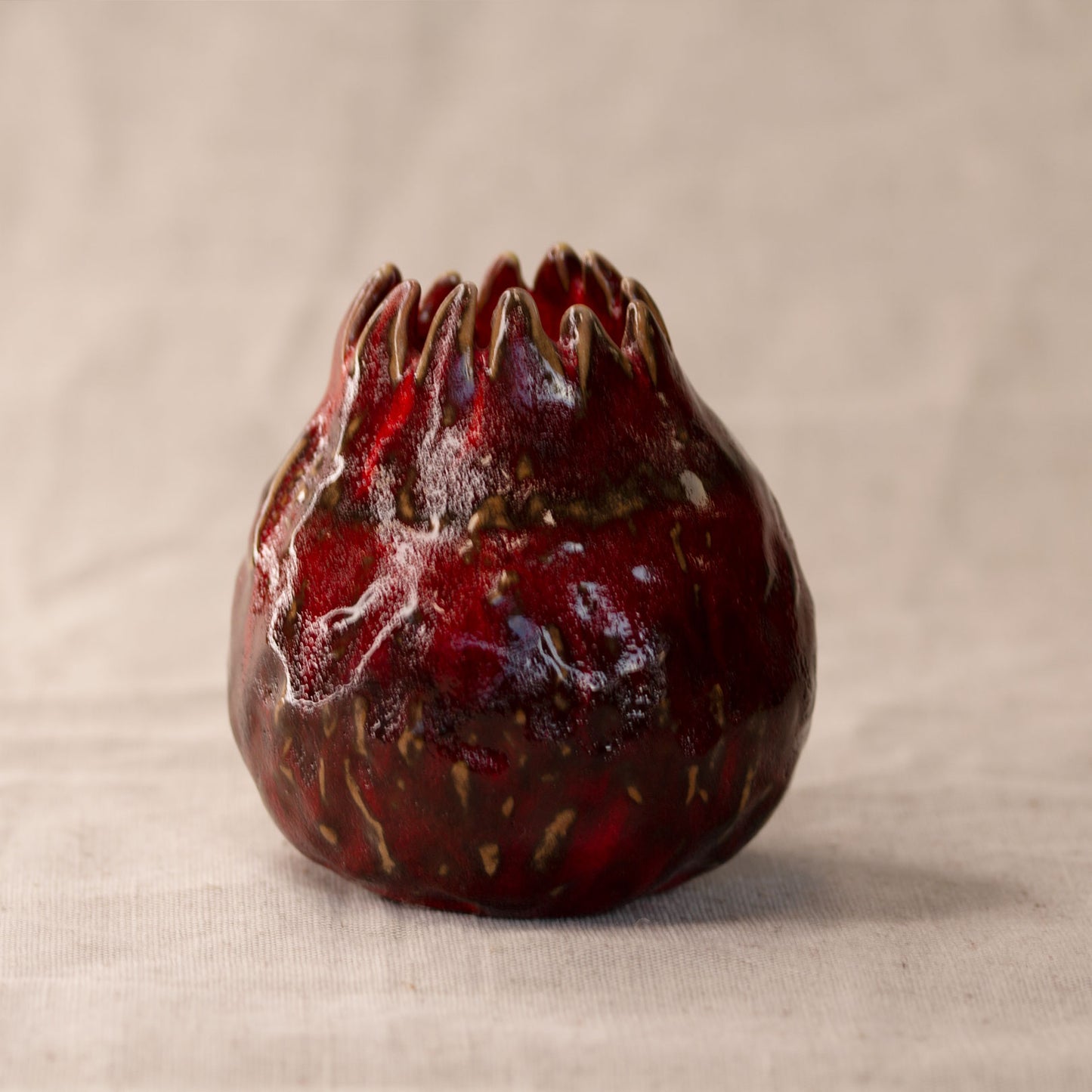 Ceramic vase Pomegranate red