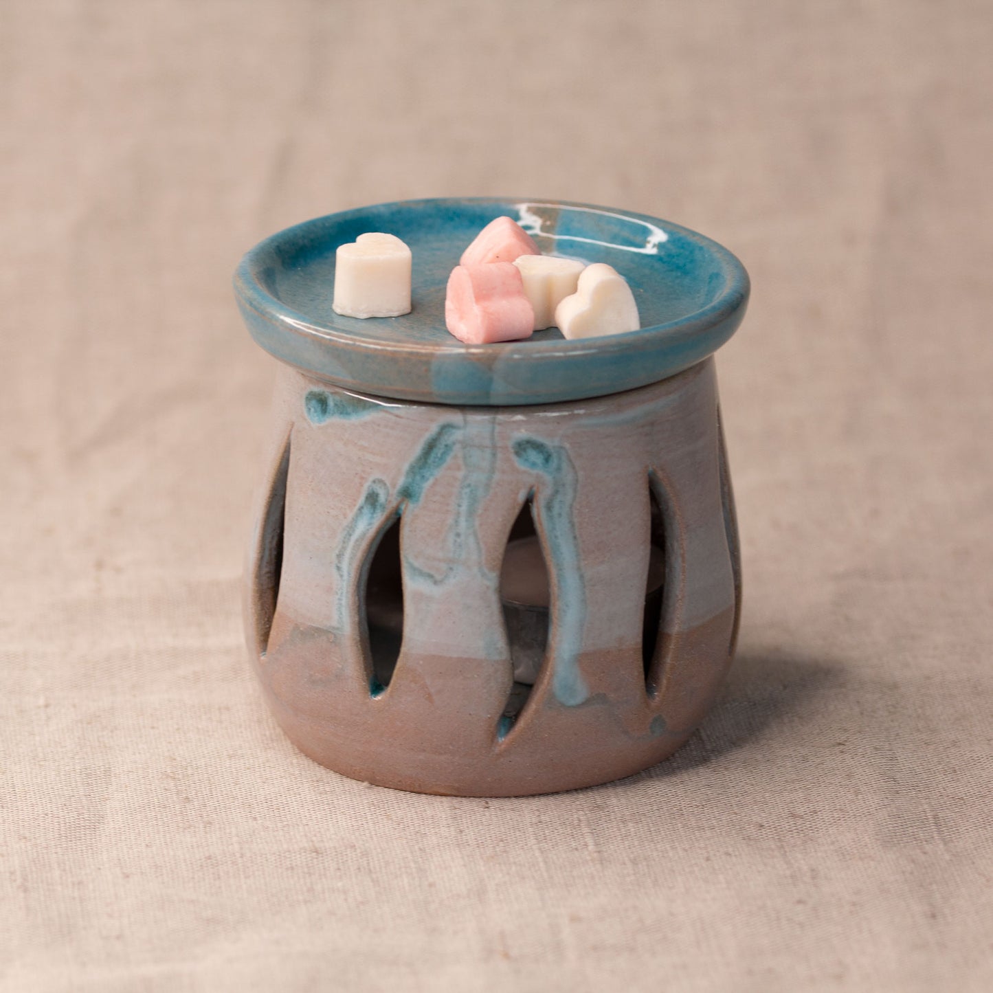 Ceramic aroma lamp